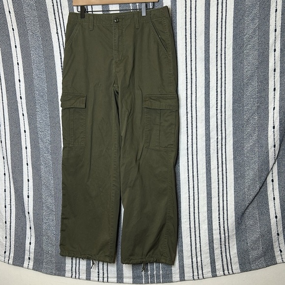 Levi’s 94’ Baggy Cargo Pants - Picture 3 of 6